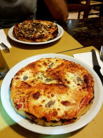 Crêperie Pizzeria Mélusine food