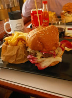 La Paranthese Ax food