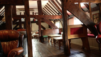 Pinnock's À l'intérieur