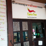 Pizza E Pasta outside