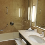 Hotel Restaurant Au Cheval Blanc À l'intérieur