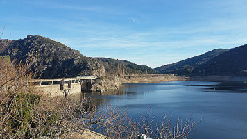 Du Lac outside
