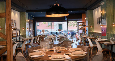 Spiga outside