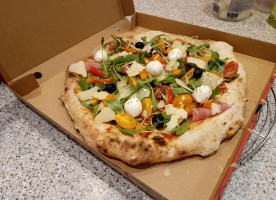 Pizza Fredo food