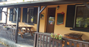 Caffé Rožanka Extérieur