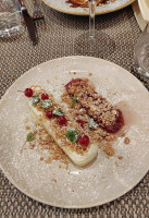 Les Canailles food