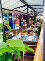 De L'étoile Esterno