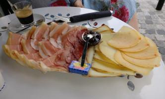 Chez D.D. food