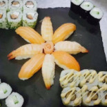 La Casa De Sushi food