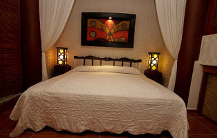 Le Bellevue inside