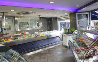 Poissonnerie Et Sushis Develay inside