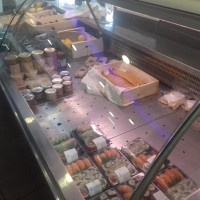 Poissonnerie Et Sushis Develay inside