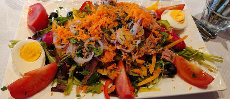 Cafe de la Paix food