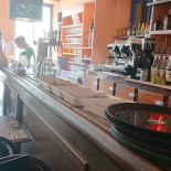 Le 12 Vin À l'intérieur