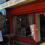 Les Pieds dans le Plat