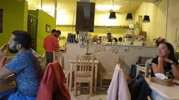 Red Cat À l'intérieur