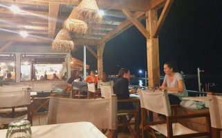 Il Parasole Di Marco Dentro