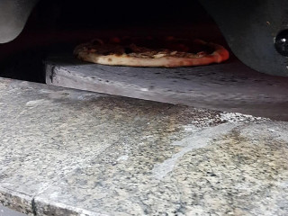 Pizza Connection