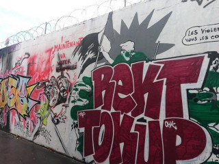 Léon Tapa's Bar Restaurant