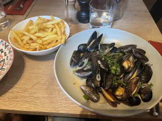 Le Bistrot Des Fables