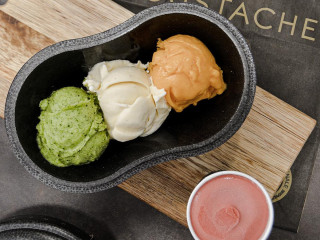 Glaces Moustache Saint Tropez Artisan Glacier