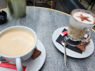 Cafe De Letoile