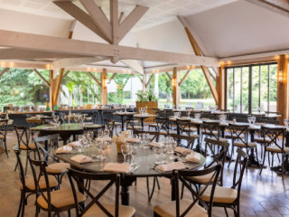 Les Tables De La Ferme