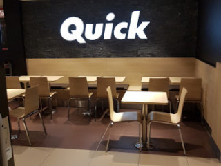 Quick Hamburger Restaurant