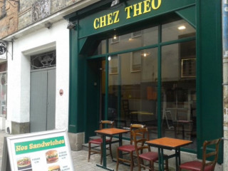 Chez Theo