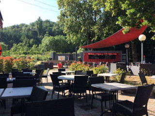 Le130r.b. Restaurant Bar Dansant Sortie Autoroute Villefontaine Isle D’abeau Bourgoin Morestel