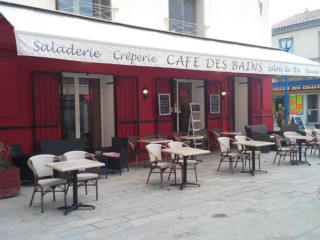Le Café Des Bains