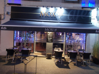 Mox Cafe