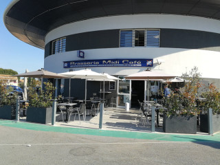 Brasserie Midi Cafe 3