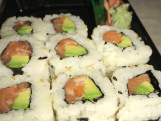 Fresh Lounge Sushi