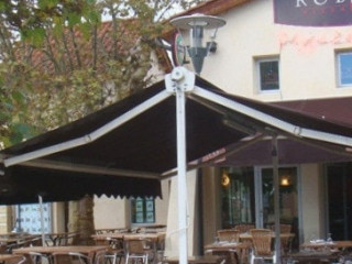 Robino Brasserie Cafe