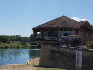 Capitainerie Du Confluent