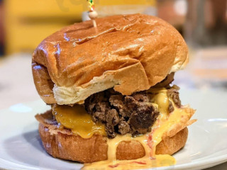 Burger ,la Maison Du Handburger