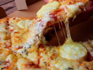 Domino's Pizza Saintes