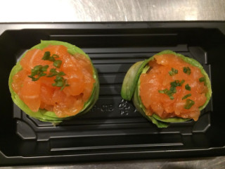 Fang Oishi Sashimi Sushi Maki
