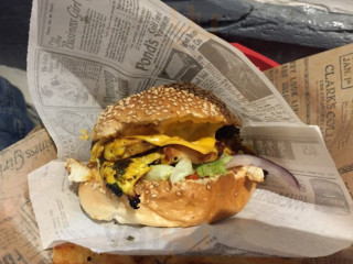 Burger Ch'waya