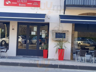 Le Petit Bistro