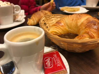 Thés-et-cafés Saintes