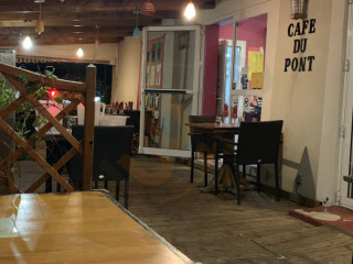 Café Du Pont