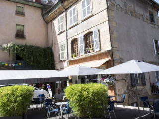Cafe Du Pont