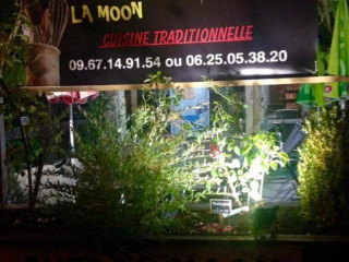 Chez La Moon