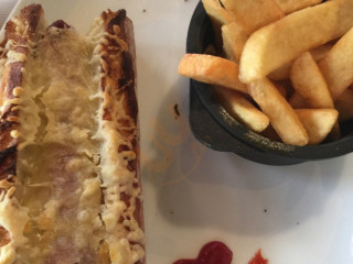 restaurant image
