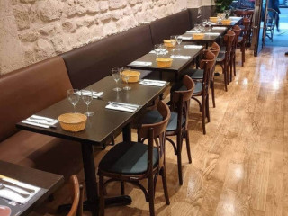 restaurant image