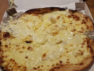 Pizzas Laetitia