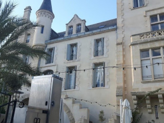 Château Les Carrasses