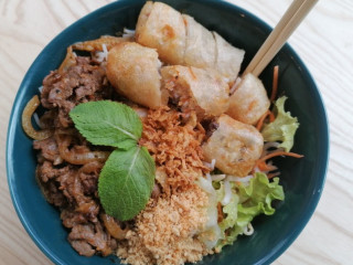 Lyly Cantine Vietnamienne